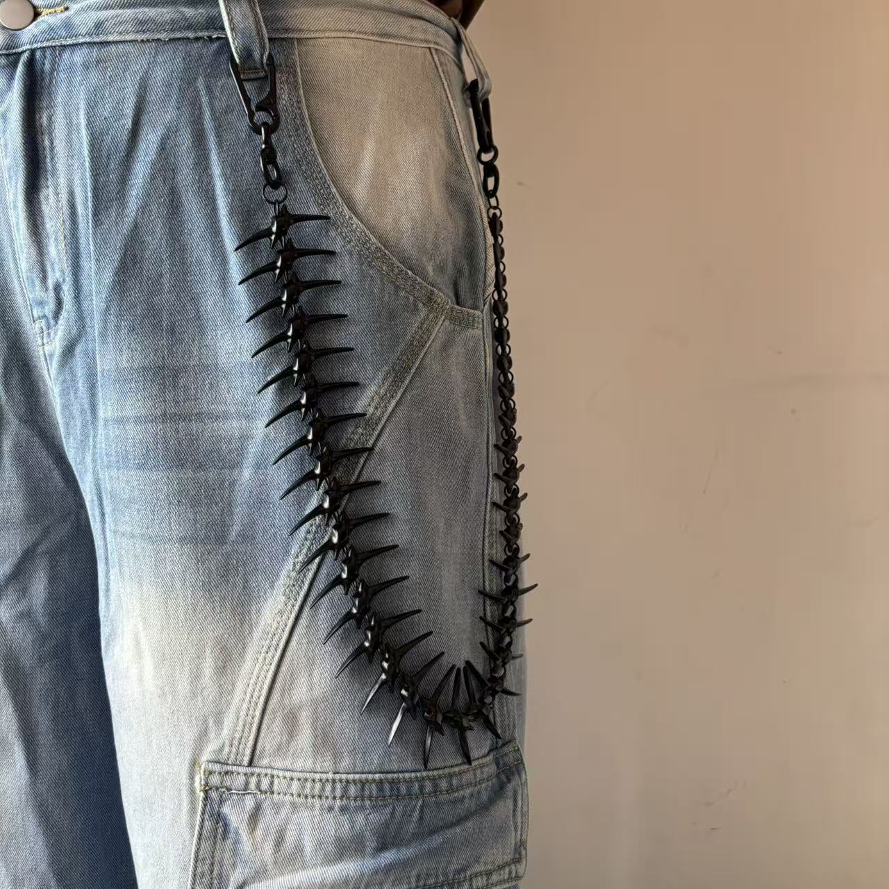 Mat Siyah İskelet Metal Ağır B - Phone Accessories Design incelemesi ve fiyatı